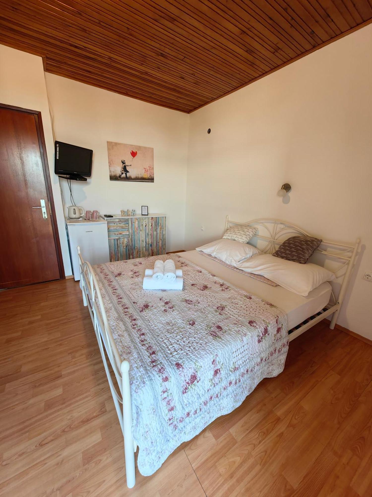 House Spiljar Hotel ซริกเวนิซา ภายนอก รูปภาพ